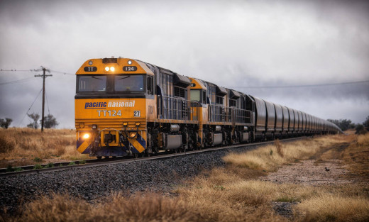 899301 (a): :2048x1229